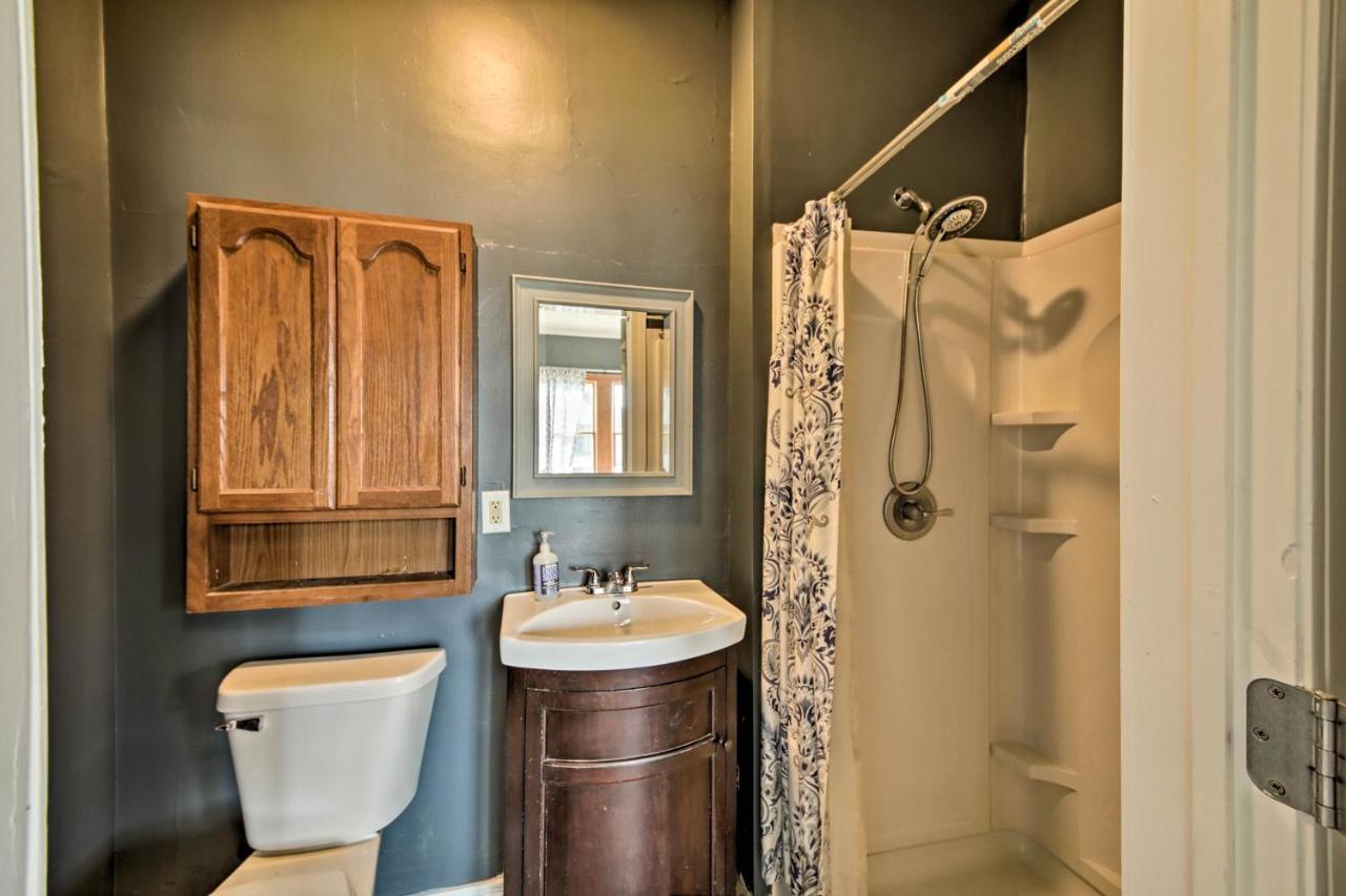 The Junction Victorian Home In Quaint Fortville! Esterno foto